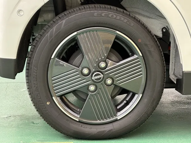 サクラ(ニッサン)X中古車 10