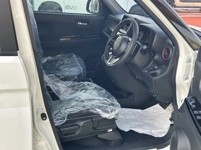 N-ONE(ホンダ)ＲＳ ＡＴ届出済未使用車 13