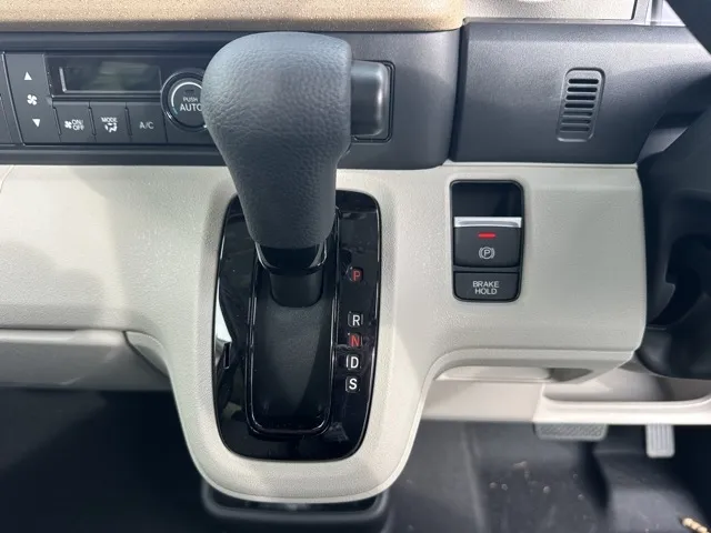 N-BOX(ホンダ)N-BOX コンフォートＰ届出済未使用車 20