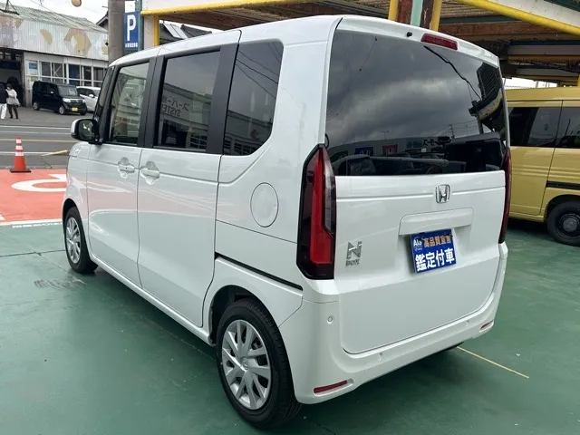 N-BOX(ホンダ)N-BOX コンフォートＰ届出済未使用車 2