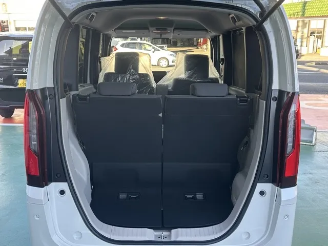 N-BOX(ホンダ)N-BOX コンフォートＰ届出済未使用車 10