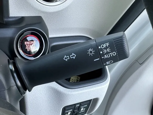 N-BOX(ホンダ)N-BOX コンフォートＰ届出済未使用車 18