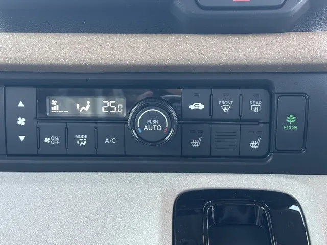 N-BOX(ホンダ)N-BOX コンフォートＰ届出済未使用車 22