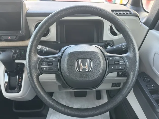 N-BOX(ホンダ)N-BOX コンフォートＰ届出済未使用車 6