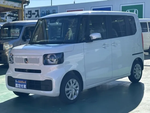 N-BOX(ホンダ)N-BOX コンフォートＰ届出済未使用車 1