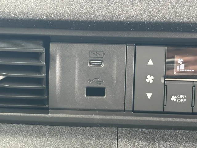 N-BOX(ホンダ)N-BOXカスタム届出済未使用車 22