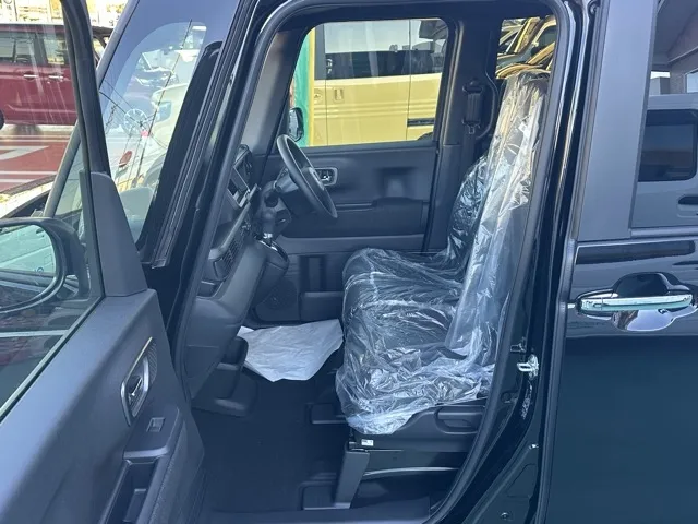 N-BOX(ホンダ)N-BOXカスタム 両側PSD届出済未使用車 3