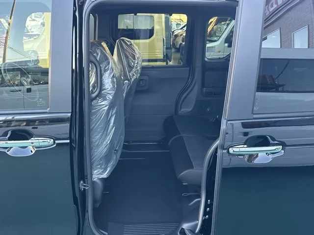 N-BOX(ホンダ)N-BOXカスタム 両側PSD届出済未使用車 4