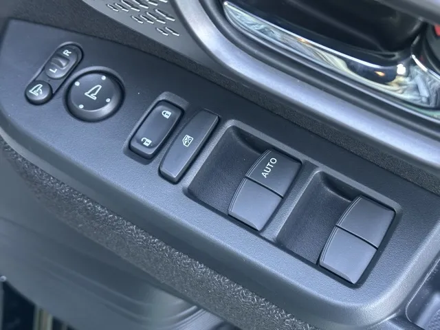 N-BOX(ホンダ)N-BOXカスタム 両側PSD届出済未使用車 14