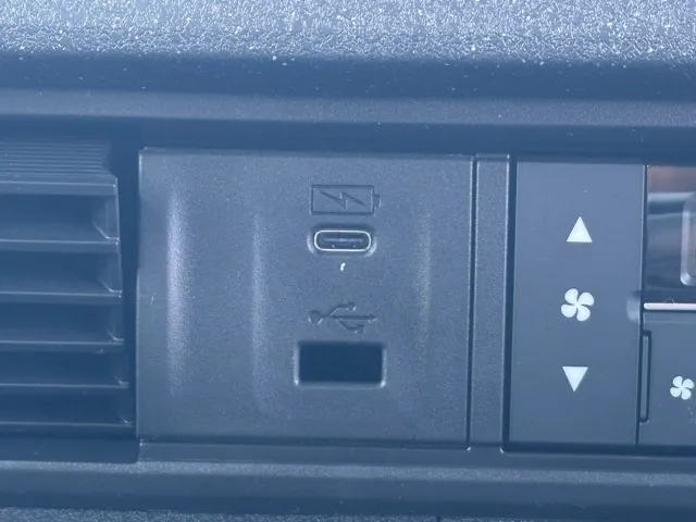 N-BOX(ホンダ)N-BOXカスタム 両側PSD届出済未使用車 23