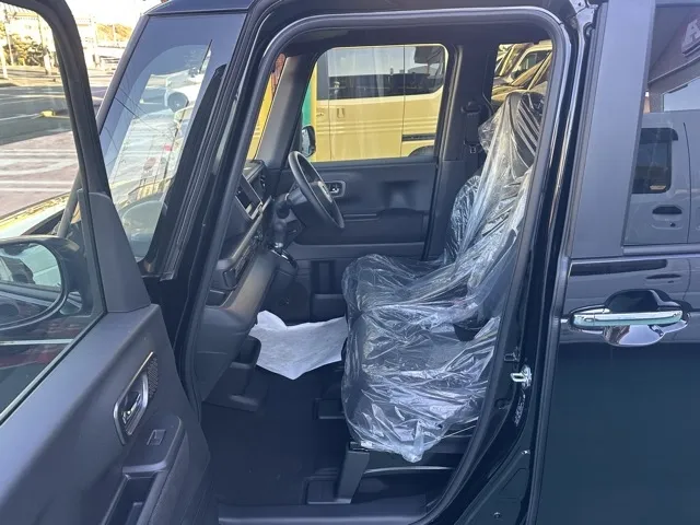 N-BOX(ホンダ)N-BOXカスタム 両側PSD届出済未使用車 3