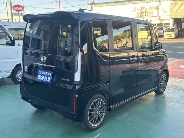 N-BOX(ホンダ)N-BOXカスタムターボ届出済未使用車 12