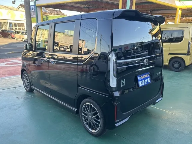 N-BOX(ホンダ)N-BOXカスタムターボ届出済未使用車 2