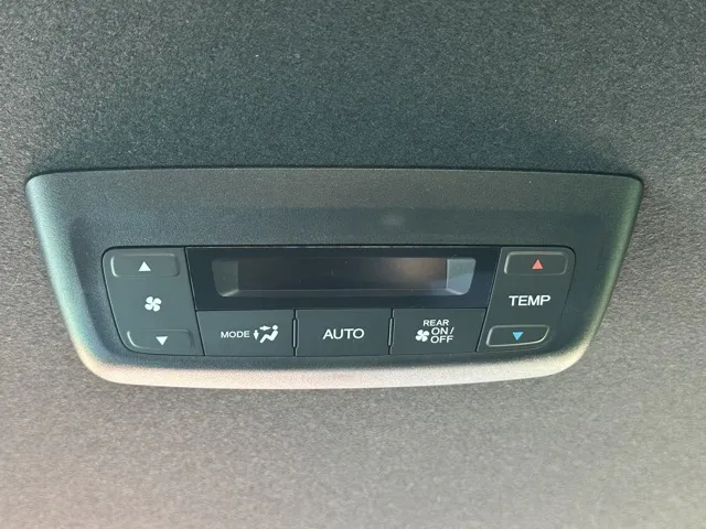 ステップワゴン(ホンダ)スパーダ 7人登録済未使用車 10