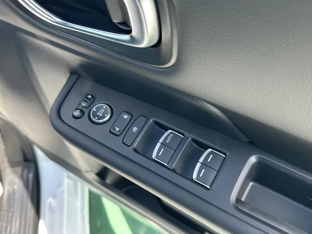 ステップワゴン(ホンダ)スパーダ 7人登録済未使用車 18