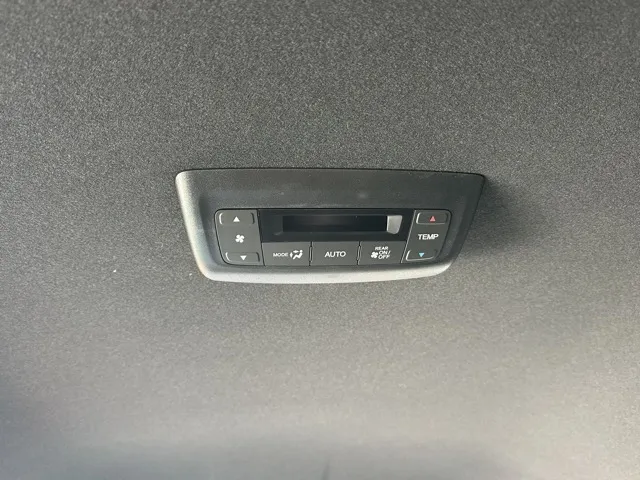 ステップワゴン(ホンダ)スパーダ 7人登録済未使用車 9