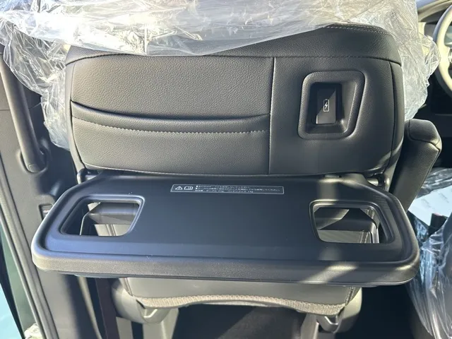 ステップワゴン(ホンダ)スパーダ 7人登録済未使用車 11