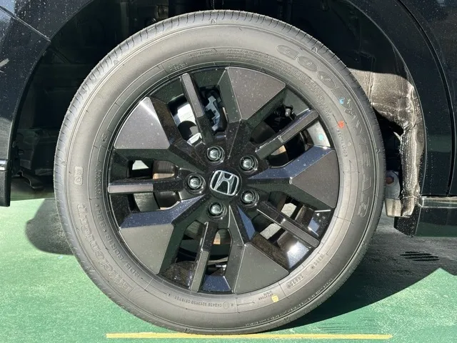 ステップワゴン(ホンダ)スパーダ 7人登録済未使用車 16