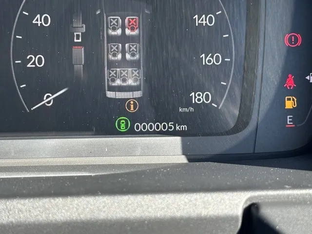 ステップワゴン(ホンダ)スパーダ 7人登録済未使用車 23