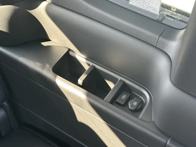 ステップワゴン(ホンダ)スパーダ 7人登録済未使用車 9