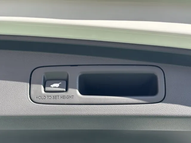 ステップワゴン(ホンダ)スパーダ 7人登録済未使用車 13