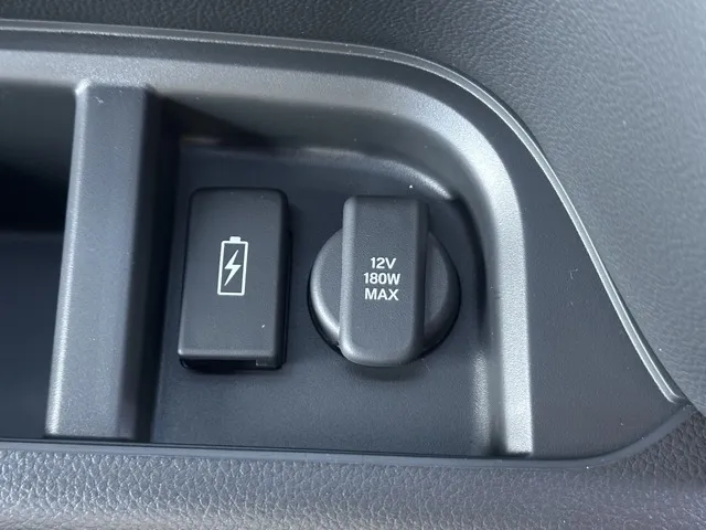 ステップワゴン(ホンダ)スパーダ 7人登録済未使用車 10