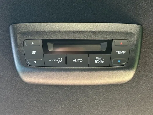 ステップワゴン(ホンダ)スパーダ 7人登録済未使用車 11