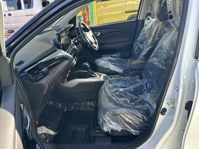 フロンクス(スズキ)ベースグレード登録済未使用車 3