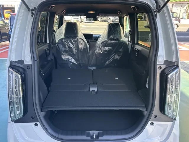 N-WGN(ホンダ)カスタム L ブラックスタイル届出済未使用車 9