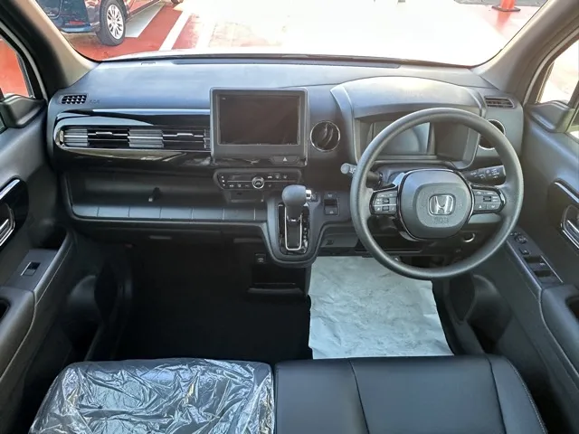 N-WGN(ホンダ)カスタム L ブラックスタイル届出済未使用車 5