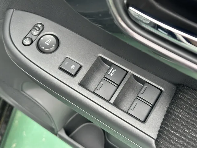 N-WGN(ホンダ)カスタムL ホンダセンシング届出済未使用車 12