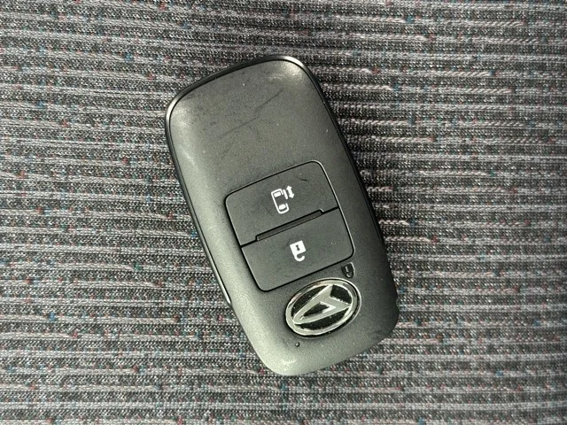 ムーヴ(ダイハツ)G UGP届出済未使用車 23