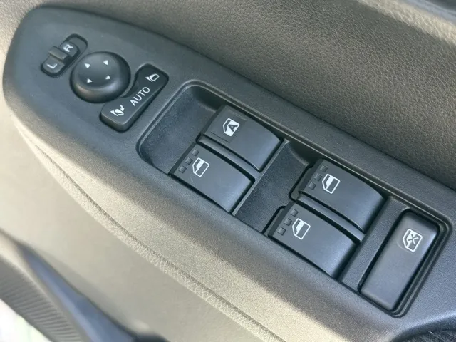 ムーヴ(ダイハツ)G UGP届出済未使用車 13