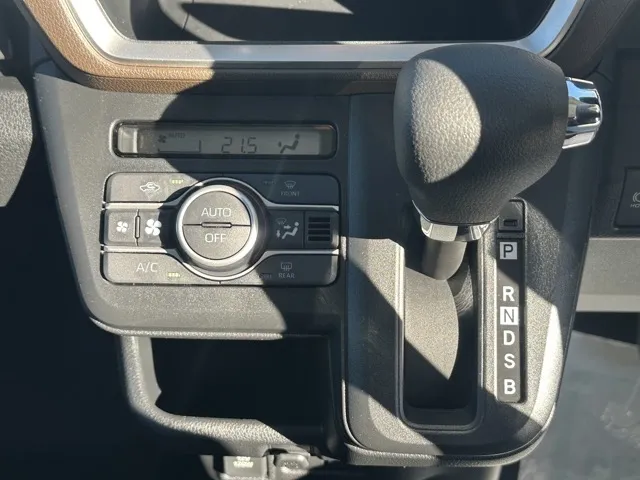 ムーヴ(ダイハツ)G UGP届出済未使用車 17