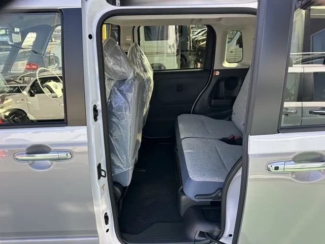 キャンバス(ダイハツ)ストライプスG ９インチDオーディオ届出済未使用車 14