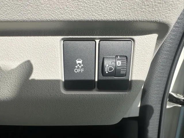 N-BOX(ホンダ)N-BOX コンフォートＰ中古車 24