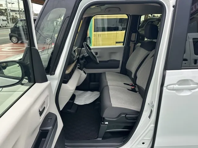 N-BOX(ホンダ)N-BOX コンフォートＰ中古車 3