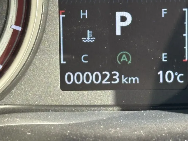 デリカD:5(三菱)Ｐ 7人 オートステップ付登録済未使用車 25