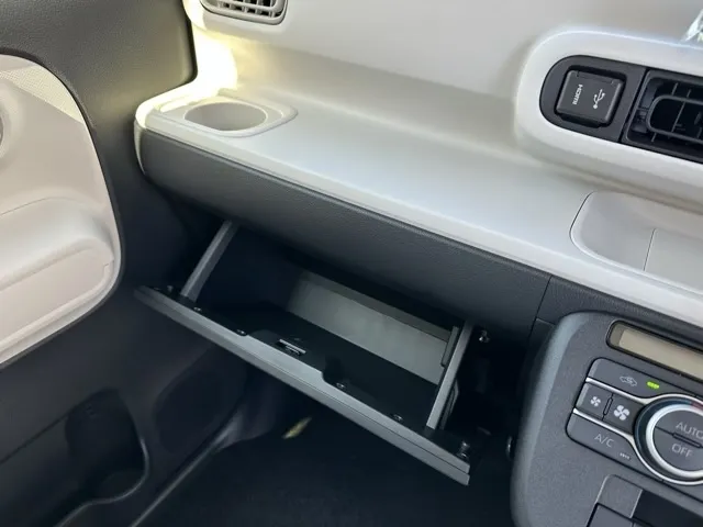 キャンバス(ダイハツ)ストライプスG ９インチDオーディオ届出済未使用車 23