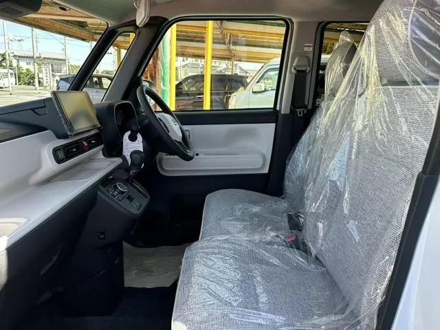 キャンバス(ダイハツ)ストライプスG ９インチDオーディオ届出済未使用車 3