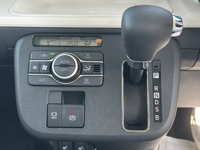 キャンバス(ダイハツ)ストライプスG パノラマUGP ９インチDオーディオ届出済未使用車 17