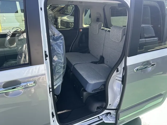 キャンバス(ダイハツ)ストライプスG パノラマUGP ９インチDオーディオ届出済未使用車 4