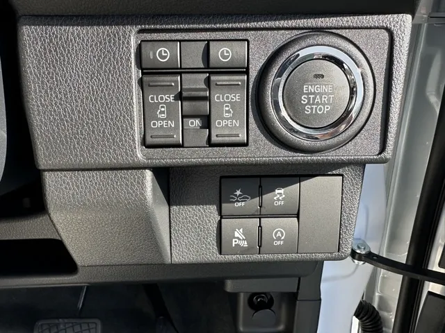 キャンバス(ダイハツ)ストライプスG パノラマUGP ９インチDオーディオ届出済未使用車 13