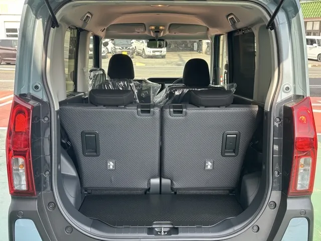 タント(ダイハツ)ファンクロス届出済未使用車 11