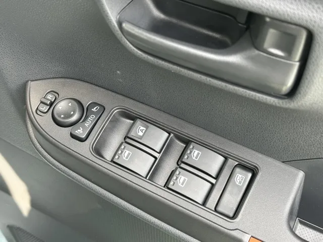 タント(ダイハツ)ファンクロス届出済未使用車 15