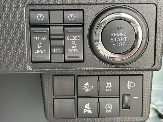 タント(ダイハツ)ファンクロス届出済未使用車 16