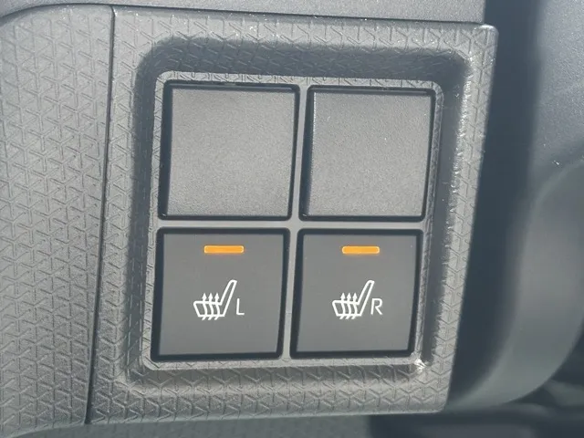 タント(ダイハツ)ファンクロス届出済未使用車 23