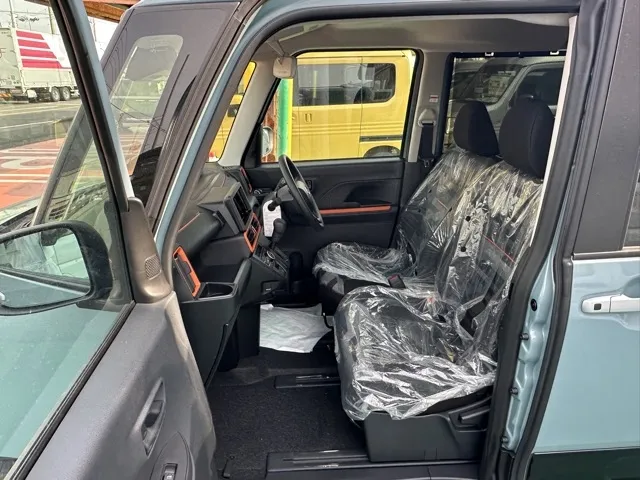 タント(ダイハツ)ファンクロス届出済未使用車 3