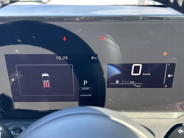 セレナ(ニッサン)eパワーX アラウンドビューモニター 左PSD登録済未使用車 20
