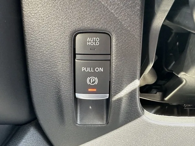 セレナ(ニッサン)eパワーX アラウンドビューモニター 左PSD登録済未使用車 22